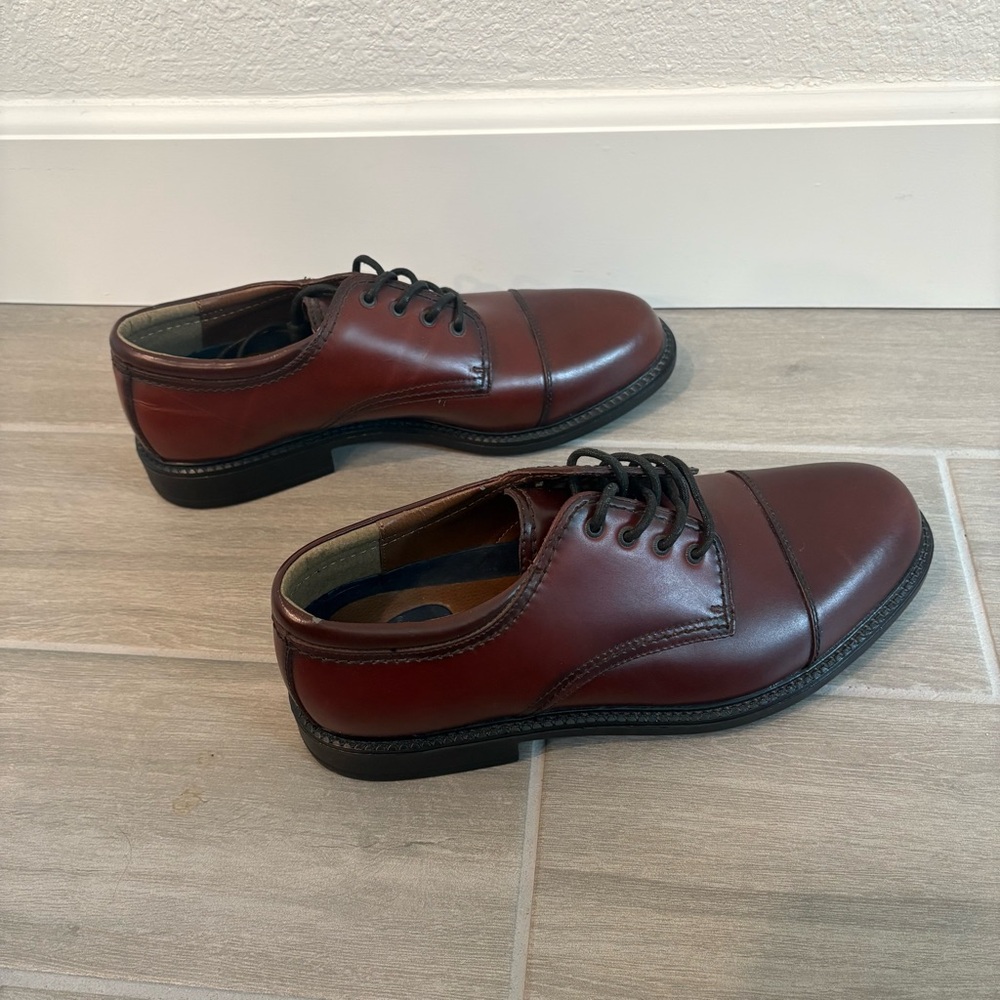 Sold - Dockers Gordon Cap Toe Oxford